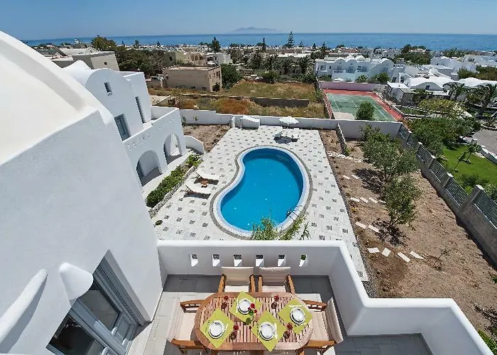 Felicity Villas Hotel *