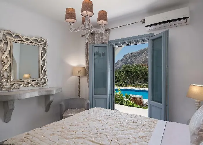 Felicity Villas Hotel