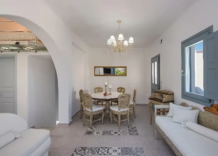 Felicity Villas Hotel *