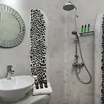 מלון Felicity Villas *